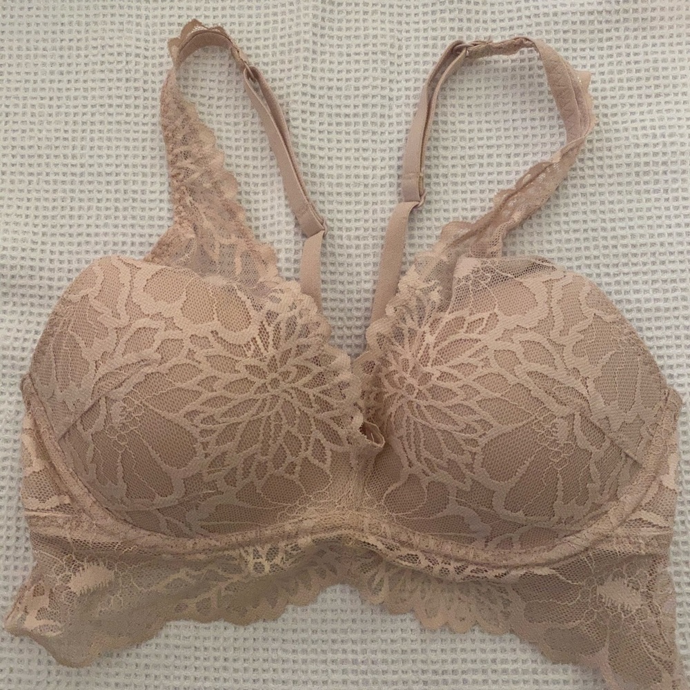 “Pink” Nude lace bralette like new